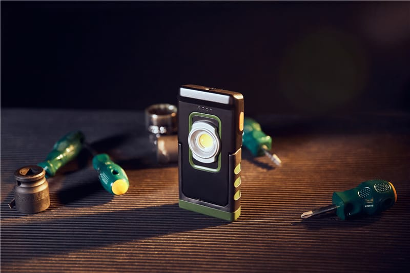 Rechargeable Worklight Magnetic Wireless Fast Charging (6)