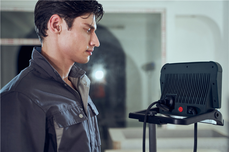 Lumen Powerful Rechargeable Frosted Flood Light ECO (10)
