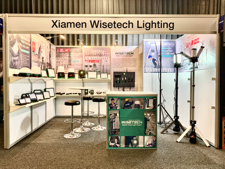 ELFACK,work light,Tower light,tripod light,portable work light,flood light,ODM factory,RecycledMaterials,tripod light,360 work light, tools.jpg